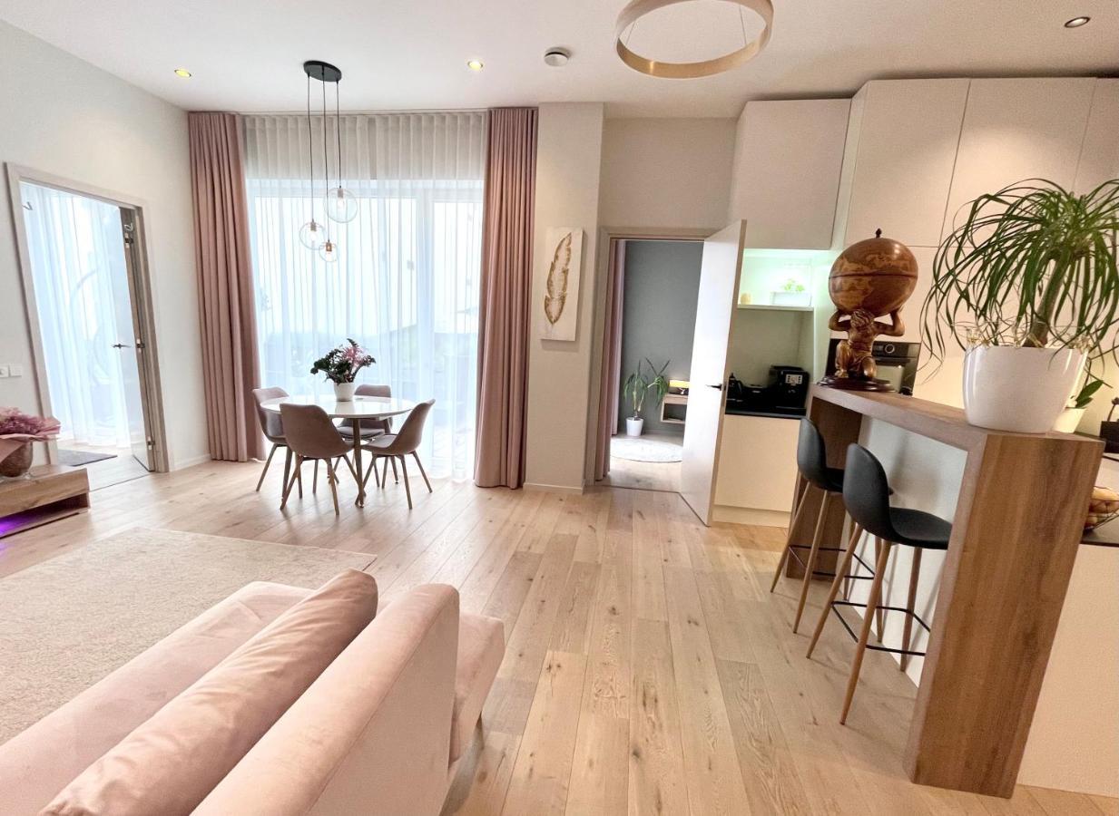 2 Bedroom Premium Home In The Heart Of Tallinn Bagian luar foto